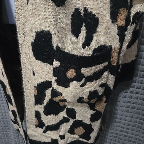 Long Leopard Cardigan Sweater Duster M/L AltardState Oversized Stretch Open Cozy - Picture 14 of 16